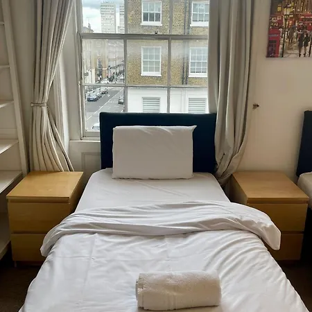 Baker Central Apartments London Room photo