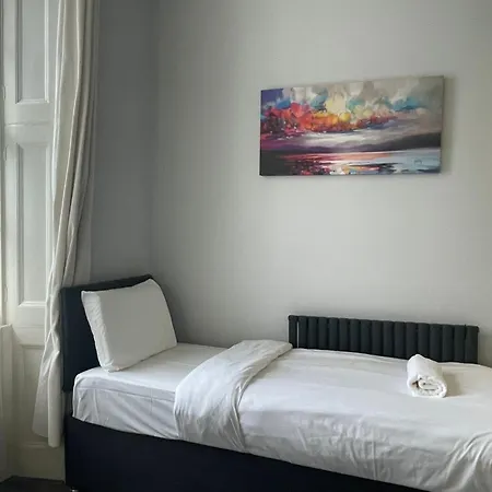 Baker Central Apartments London Room photo