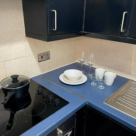 Baker Central Apartments London Room photo